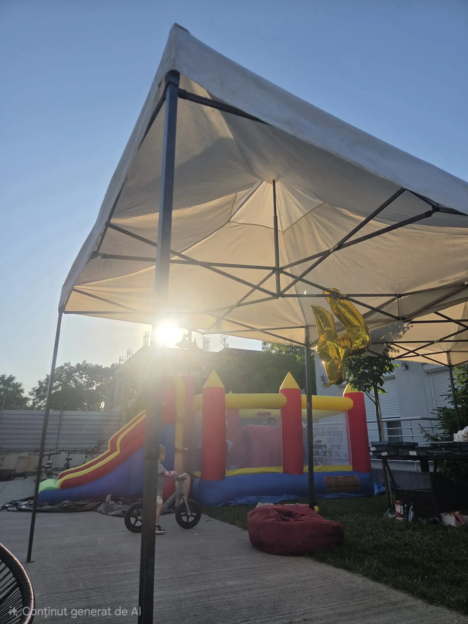 Tobogan cu trambulină, castel gonflabil de dimensiune mică pentru curte, Ilfov